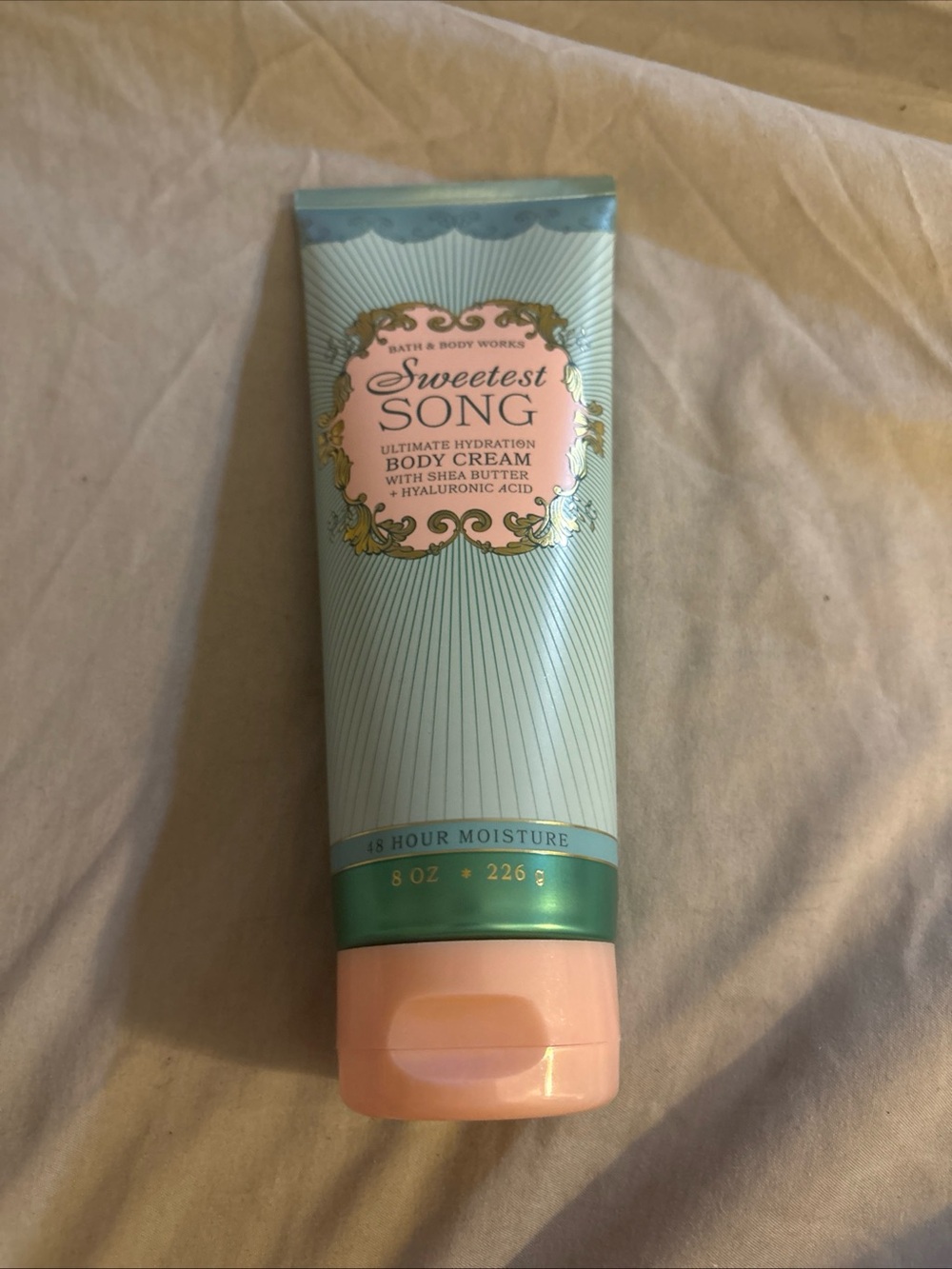 Bath & Body Works Sweetest Song Hydrating Body Cream Shea Butter 8 oz